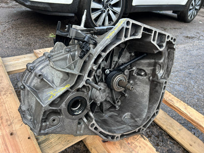 Nissan Qashqai J11 2014-2018 1.2 Petrol Genuine 6SPEED Manual Gearbox 320103418R - photo 3 of 7
