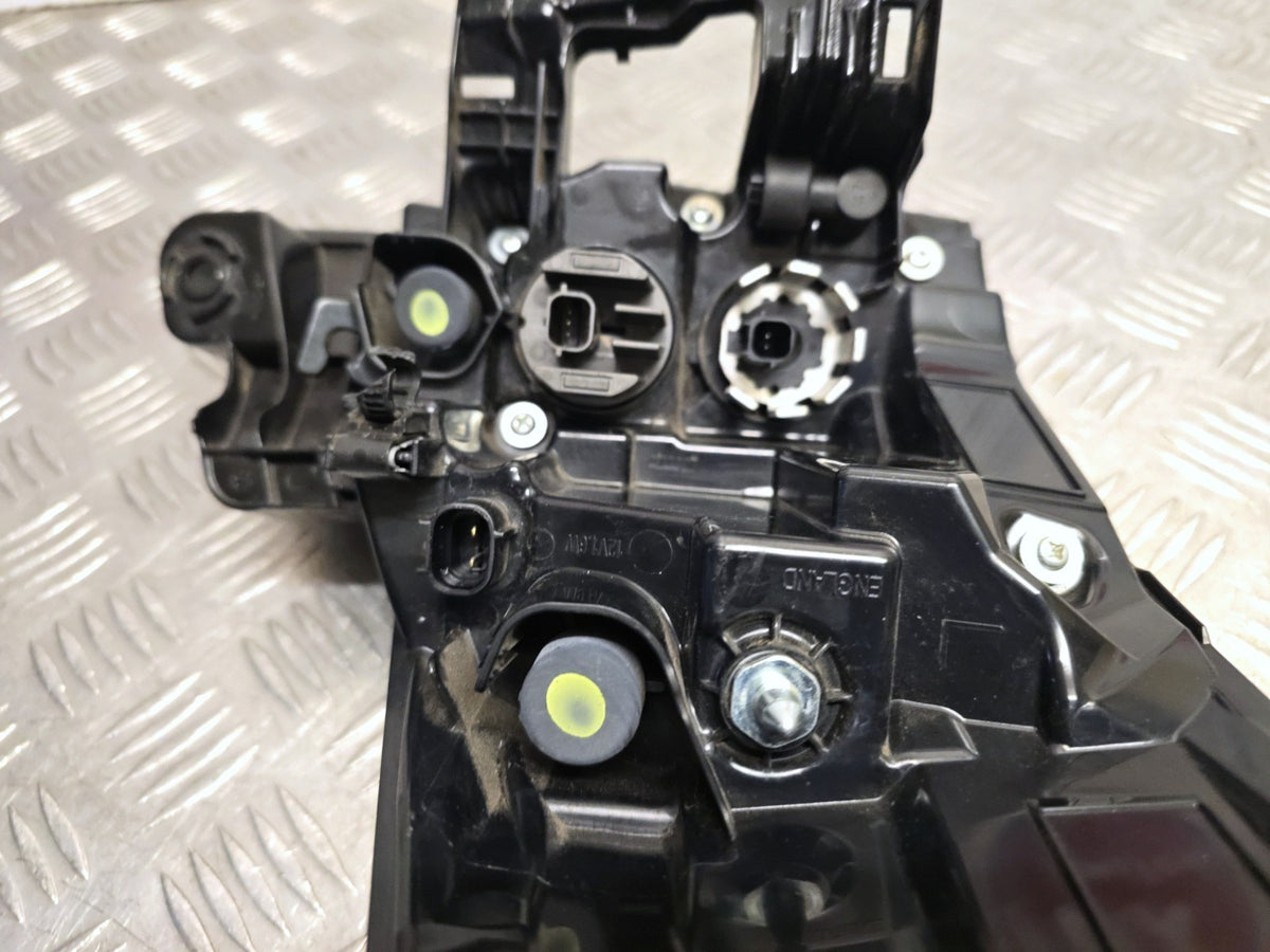 Toyota Corolla 2023-2026 Passengers Rear Body Brake Light + Bracket 81561-02F40 - photo 12 of 13