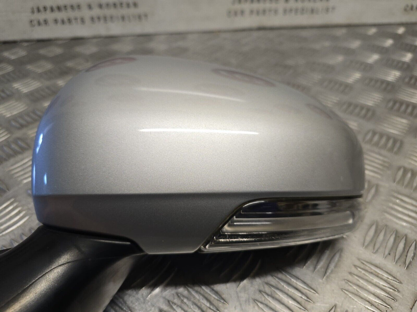 TOYOTA PRIUS MK3 2009-2015 GENUINE PASSENGERS POWER FOLD WING MIRROR 1F7 SILVER