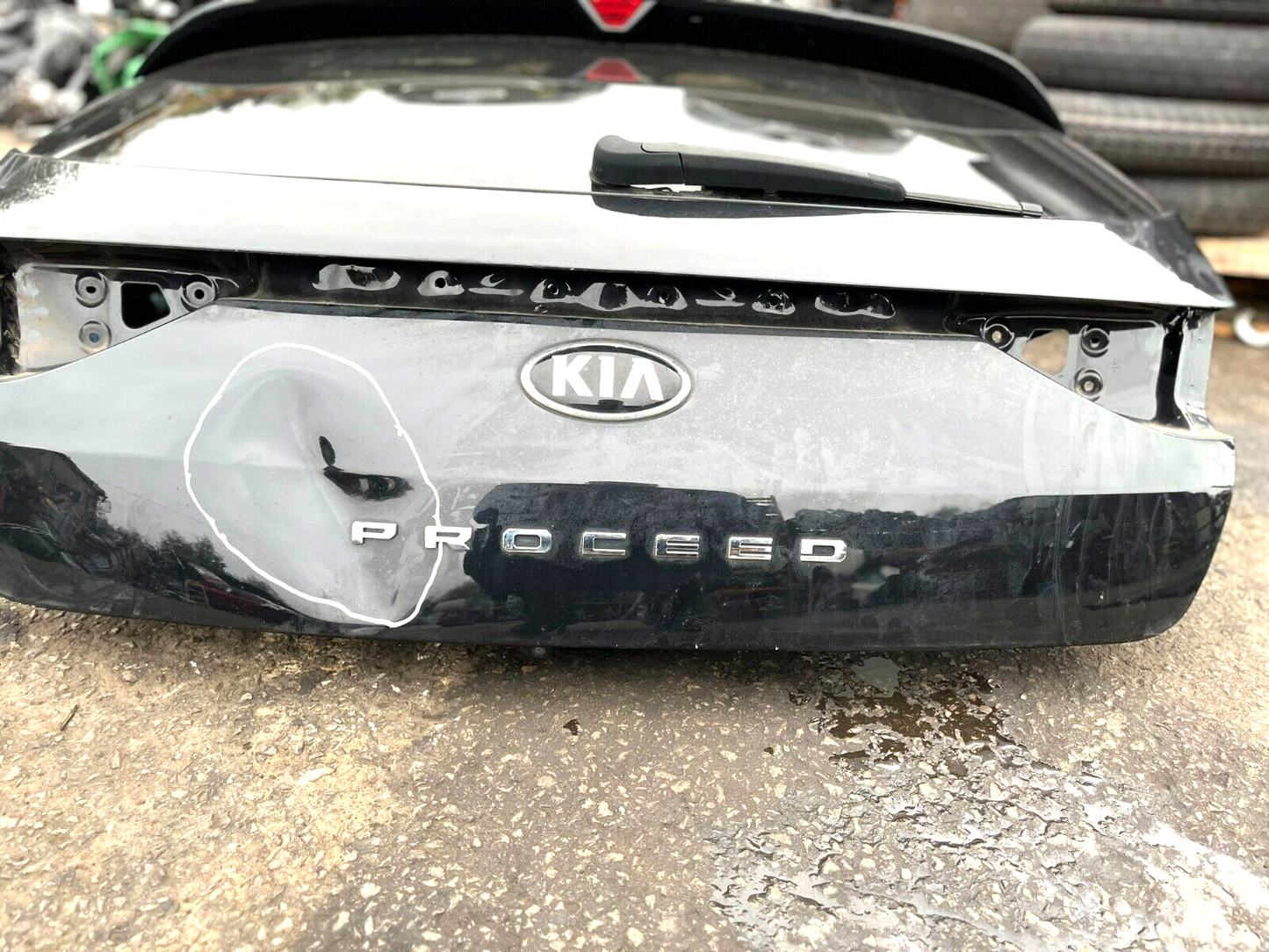 KIA PROCEED CD 2019-2023 GENUINE REAR BOOT TAILGATE SHELL 1K BLACK COLLECTION