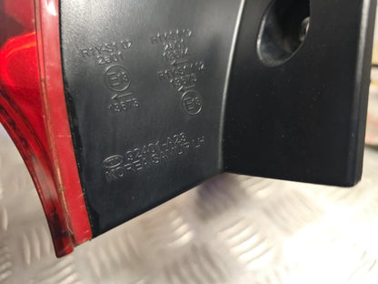 Kia Ceed Estate Mk2 2012-2018 Genuine Passengers Rear Halogen Outer Brake Light 5