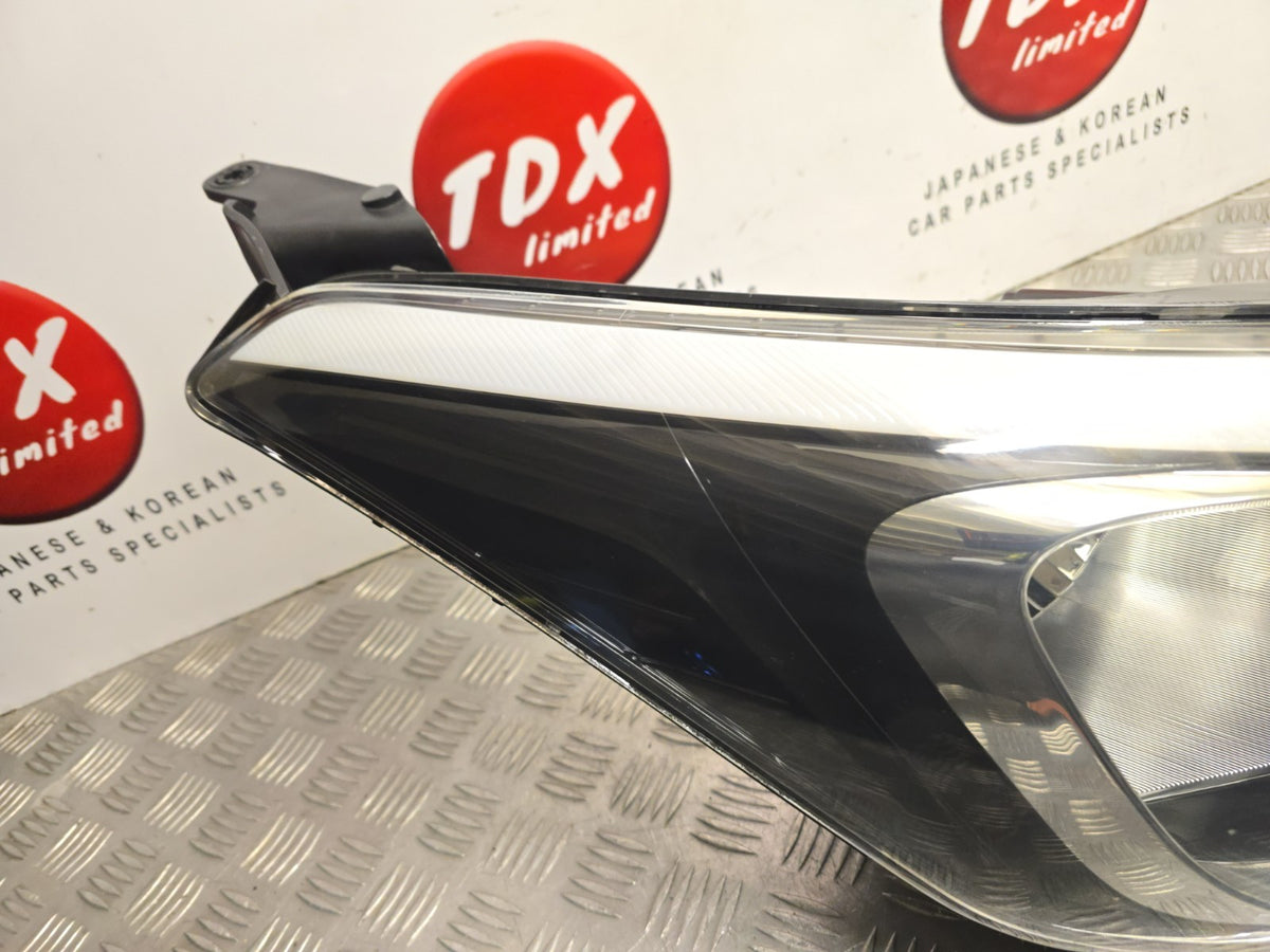 Hyundai i20 GB MK2 2015-2018 Genuine Driver Side Halogen Headlight 92102-C8 - photo 7 of 16