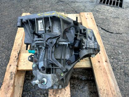 Nissan Qashqai J11 2014-2018 1.2 Petrol Genuine 6SPEED Manual Gearbox 320103418R - photo 1 of 7