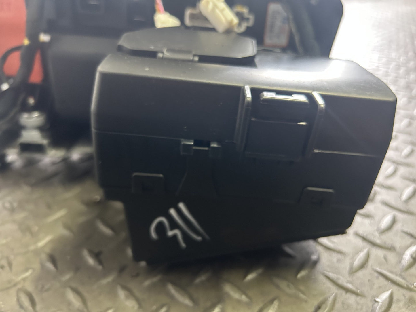 Hyundai Ioniq 2017-2022 1.6 Hybrid Genuine High Voltage Battery 37501-G2200 10