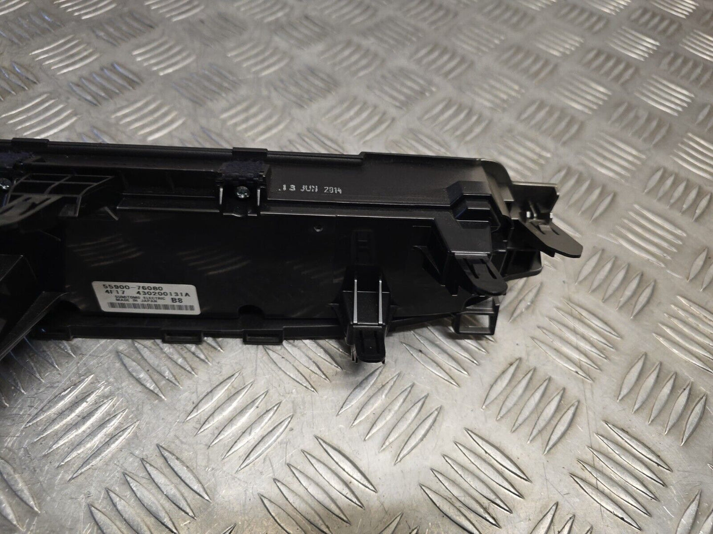 LEXUS CT200 2013-2019 GENUINE AC HEATER CLIMATE CONTROLS PANEL 55900-76080