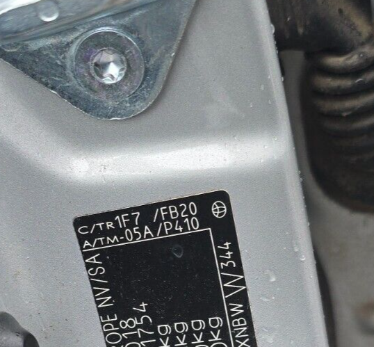 2017 TOYOTA AURIS MK2 ESTATE 1.8 HYBRID 1 SPEED CVT AUTO WHEEL VEHICLE FOR BREAKING AND PARTS