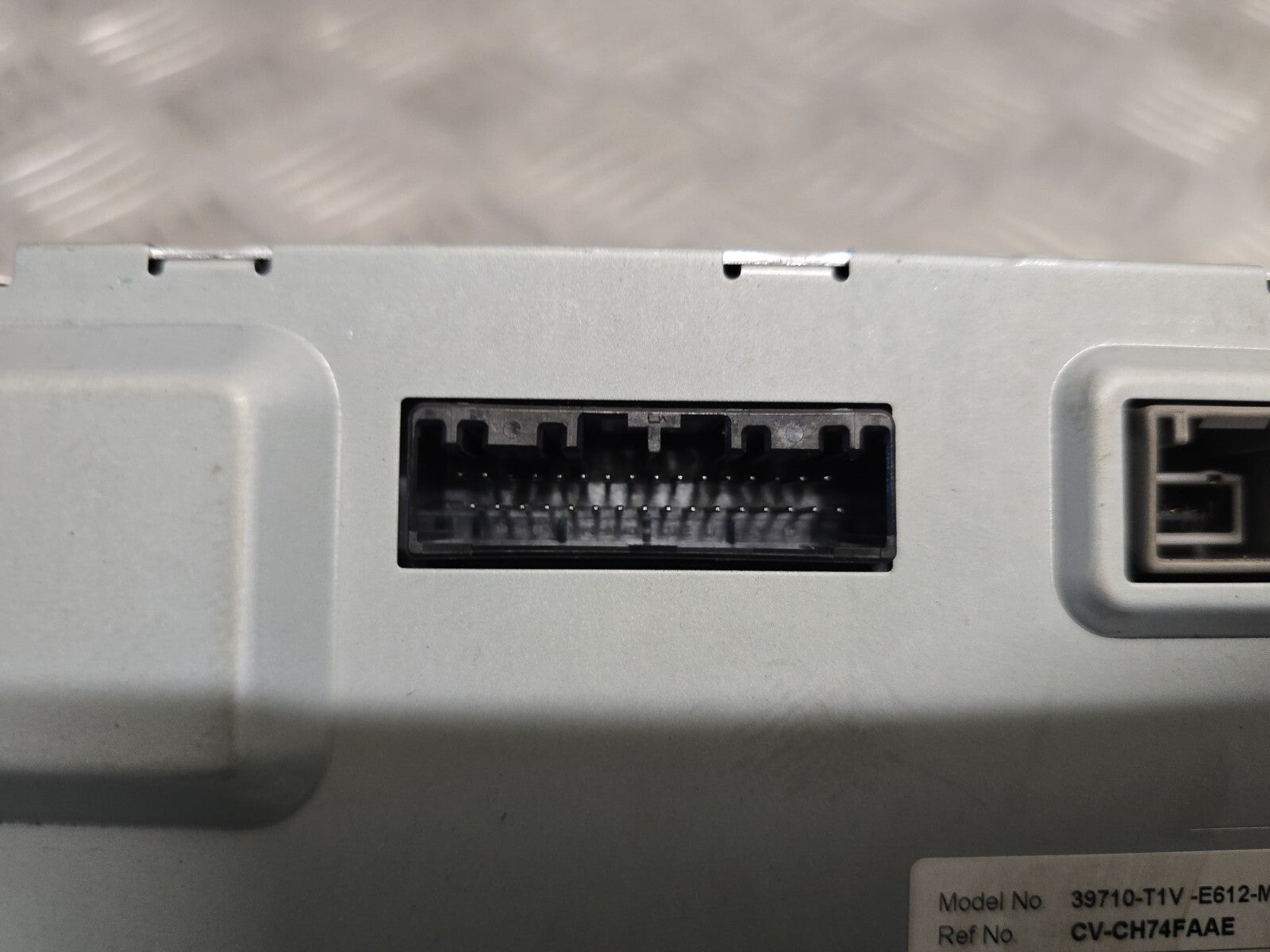 Honda Cr-V Mk4 2015-2018 Multimedia Information Display Screen 39710-T1V-E612-M1 5