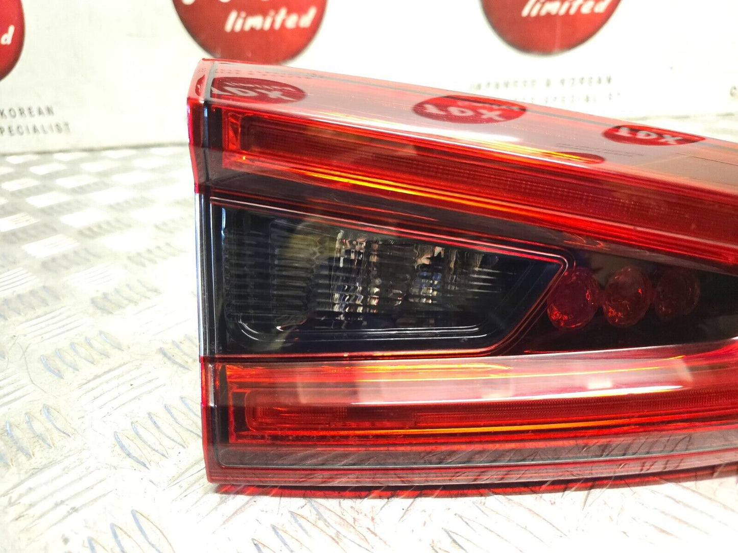 NISSAN QASHQAI J11 MK2 2019-2021 GENUINE PASSENGER SIDE INNER LED TAILGATE LIGHT