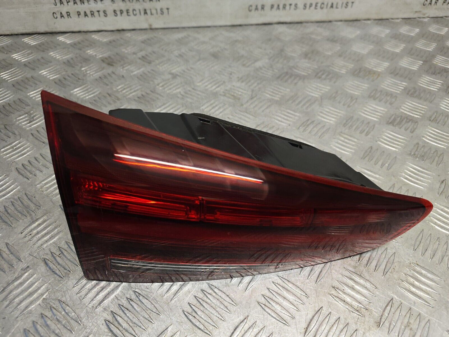 HYUNDAI TUCSON 2018-2020 MK3 FACELIFT PASSENGERS REAR INNER LED TAILGATE LIGHT