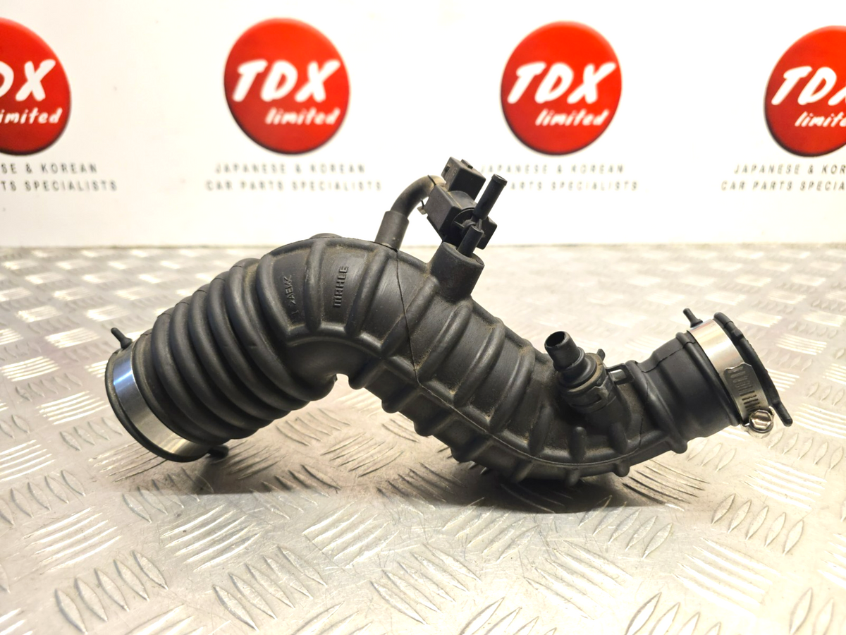 Nissan Juke F15 MK1 2014-2019 1.2 Petrol Dig-t HRA2DDT Air Intake Pipe - photo 1 of 11