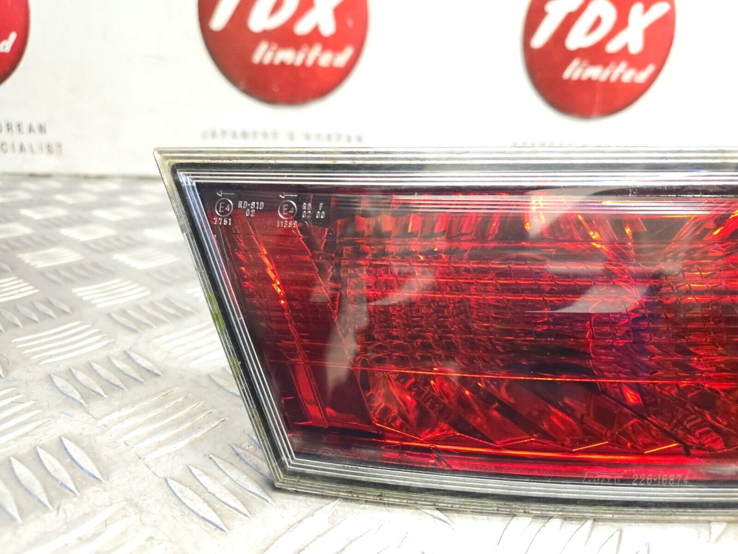 HONDA CIVIC MK8 2006-2011 GENUINE PASSENGERS SIDE REAR INNER TAILGATE LIGHT LAMP