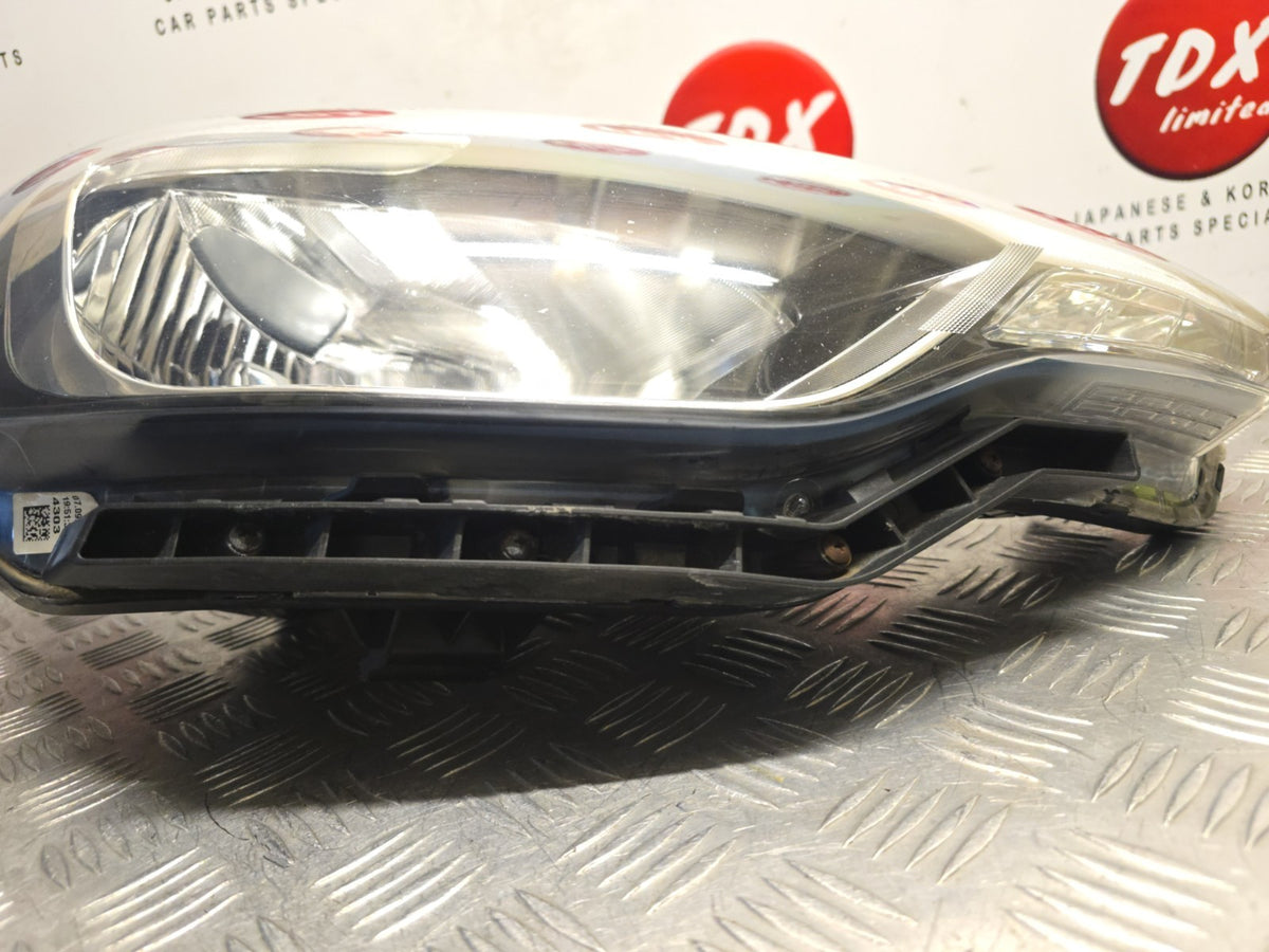 Hyundai i20 GB MK2 2015-2018 Genuine Driver Side Halogen Headlight 92102-C8 - photo 8 of 16