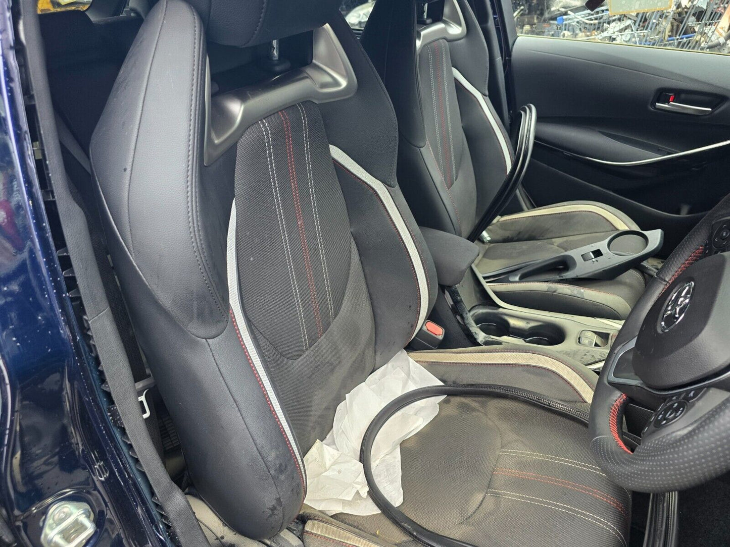 2022 TOYOTA COROLLA GR SPORT MK12 1.8 HYBRID 1 SPEED CVT AUTO VEHICLE FOR BREAKING AND PARTS