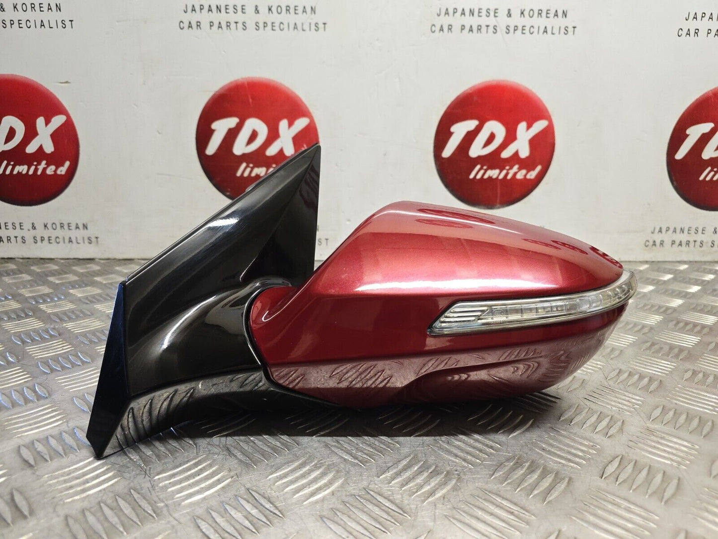 HYUNDAI I40 VF 2011-2019 GENUINE PASSENGERS SIDE POWER FOLD WING MIRROR VR6 RED