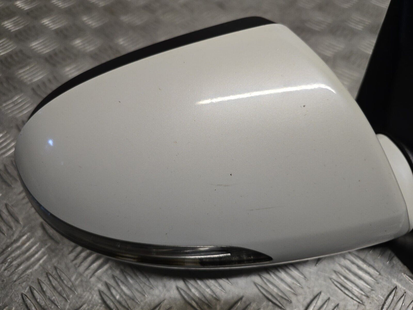 KIA SPORTAGE SL MK3 2010-2015 DRIVER SIDE POWER FOLD MIRROR HW WHITE 87620-3U730