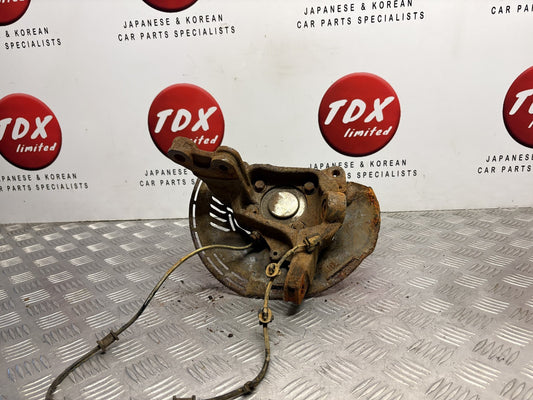 Toyota GT86 ZN6 MK1 Coupe 2012-2020 2.0 Petrol Driver Side Front Hub - photo 2 of 6