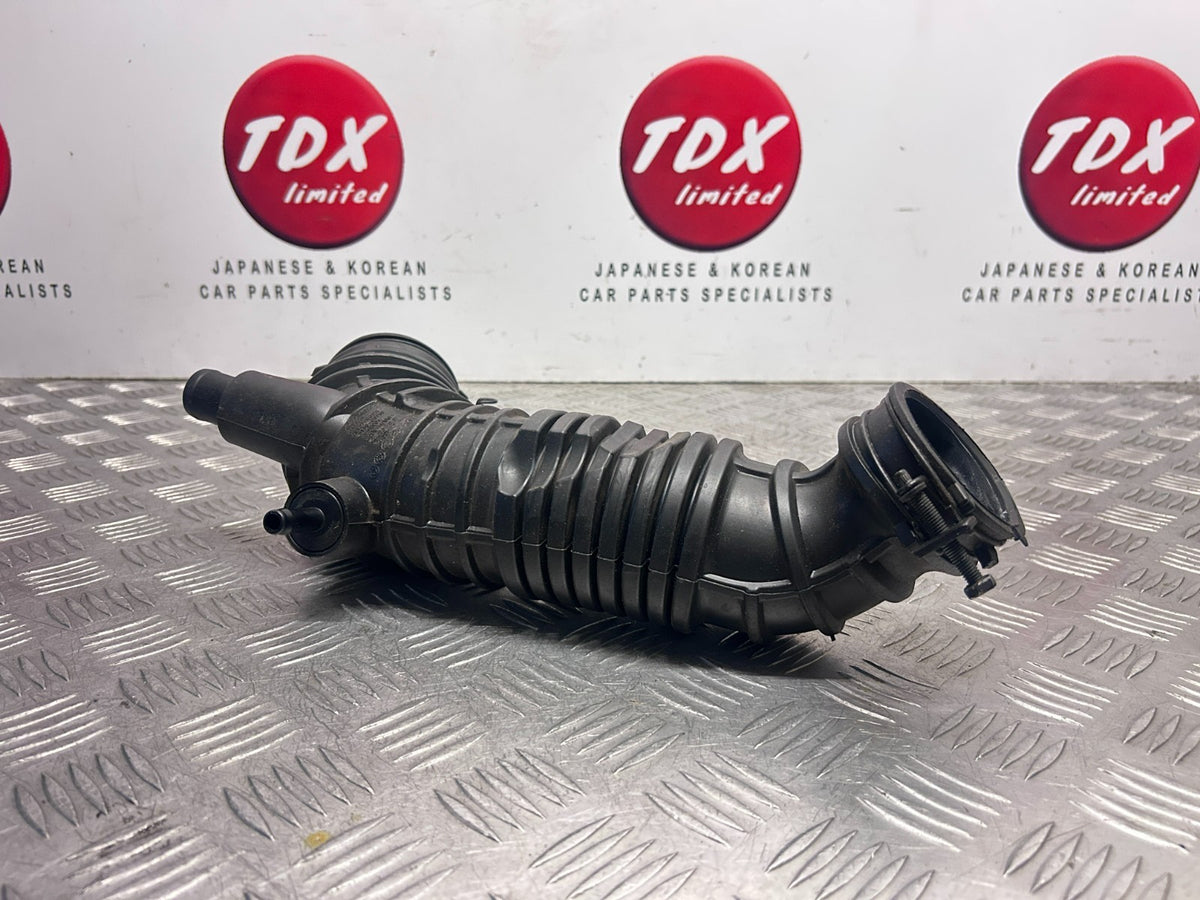 Hyundai i20N BC3 MK3 2021-2024 1.6 Petrol T-gdi G4FV Air Intake Pipe 28130-C0150 - photo 3 of 8
