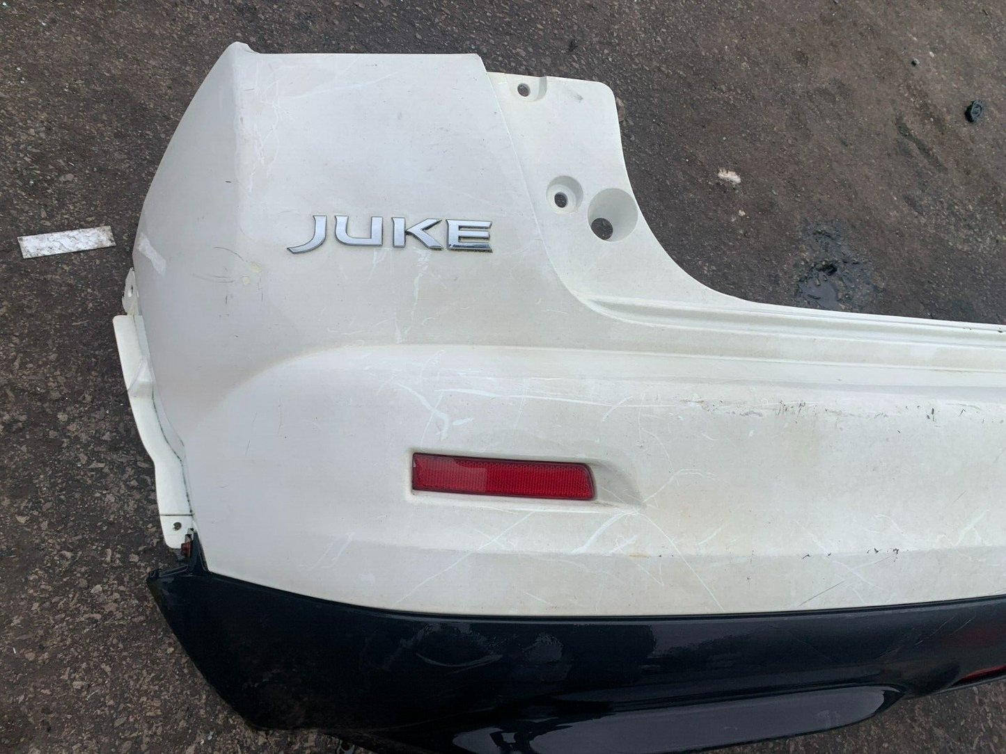 NISSAN JUKE F15 2010-2014 GENUINE PRE-FACELIFT REAR BUMPER WHITE COLLECTION