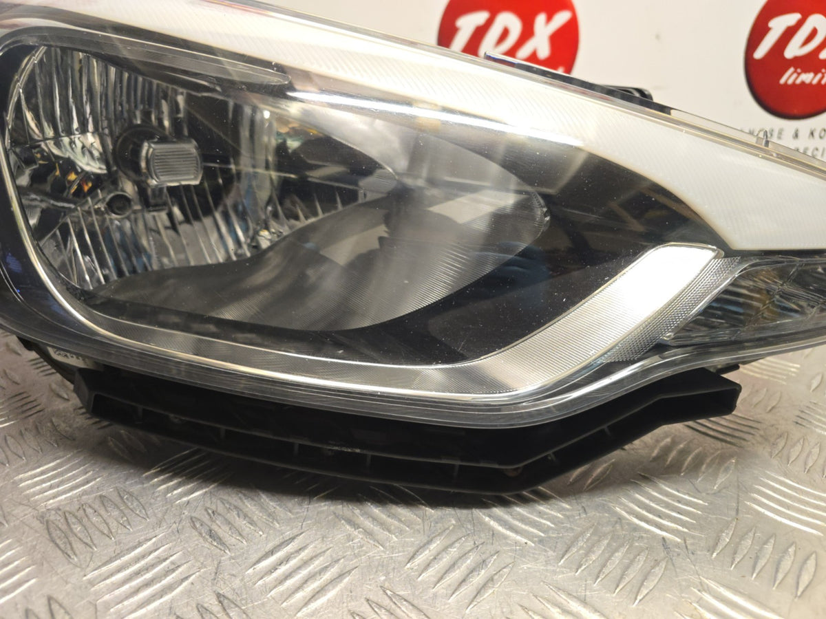 Hyundai i20 GB MK2 2015-2018 Genuine Driver Side Halogen Headlight 92102-C8 - photo 5 of 16