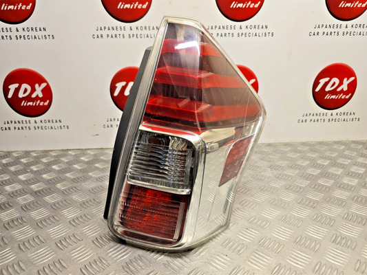 Toyota Prius Plus MK1 FL 2015-2020 Drivers Rear Outer Brake Light 81551-47262 - photo 1 of 10