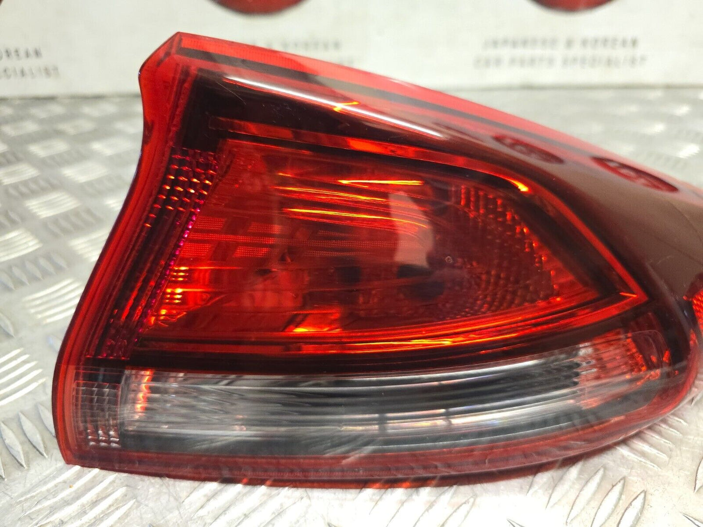 HYUNDAI IONIQ AE 2017-2019 GENUINE DRIVERS SIDE REAR OUTER HALOGEN BRAKE LIGHT