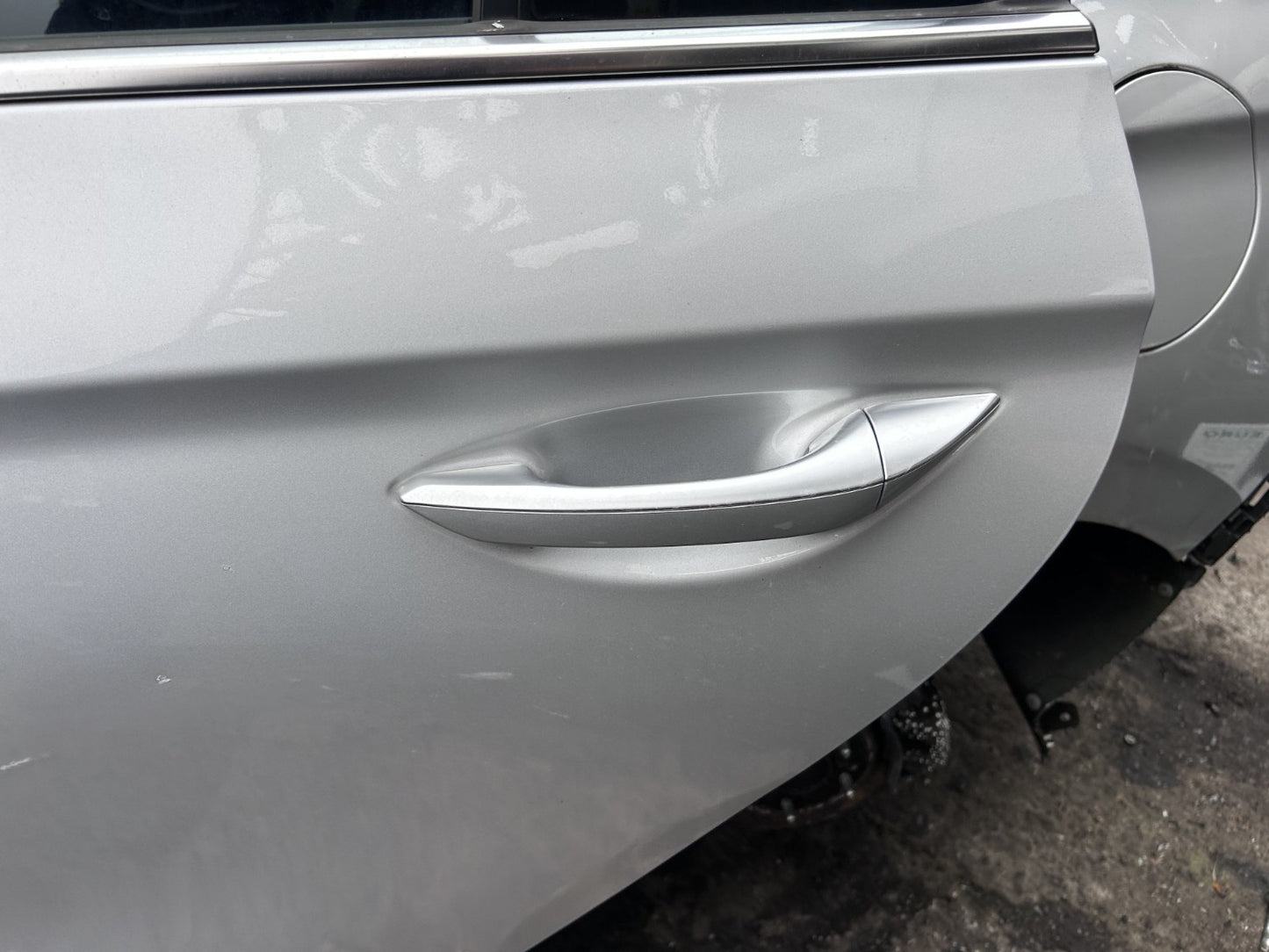 Hyundai Ioniq 2016-2022 Genuine Passenger Side Rear Door Shell Silver T8S 4