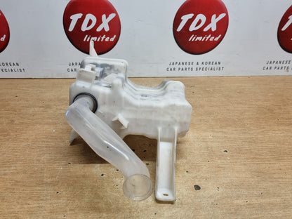 TOYOTA PRIUS MK3 2009-2015 XW30 GENUINE WASHER BOTTLE + MOTOR PUMPS 060851-317