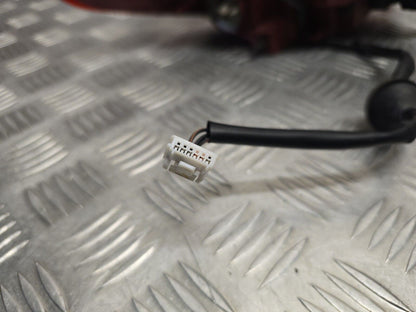 KIA STONIC (YB) 2017-2021 GENUINE DRIVERS SIDE REAR OUTER BRAKE LIGHT LAMP