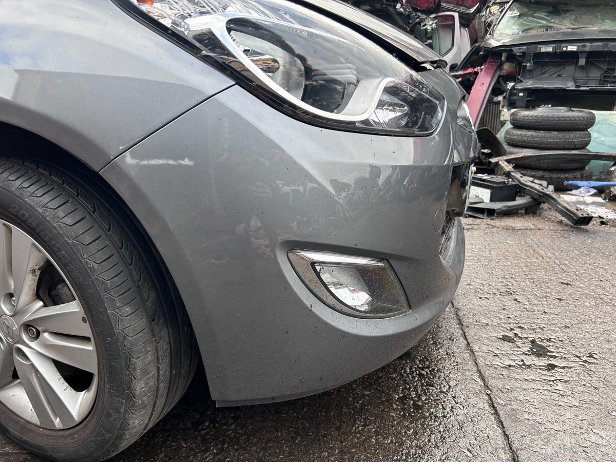 Hyundai ix20 Pre Facelift 2010-2015 Genuine Front Bumper Complete Grey (zar) - photo 3 of 7