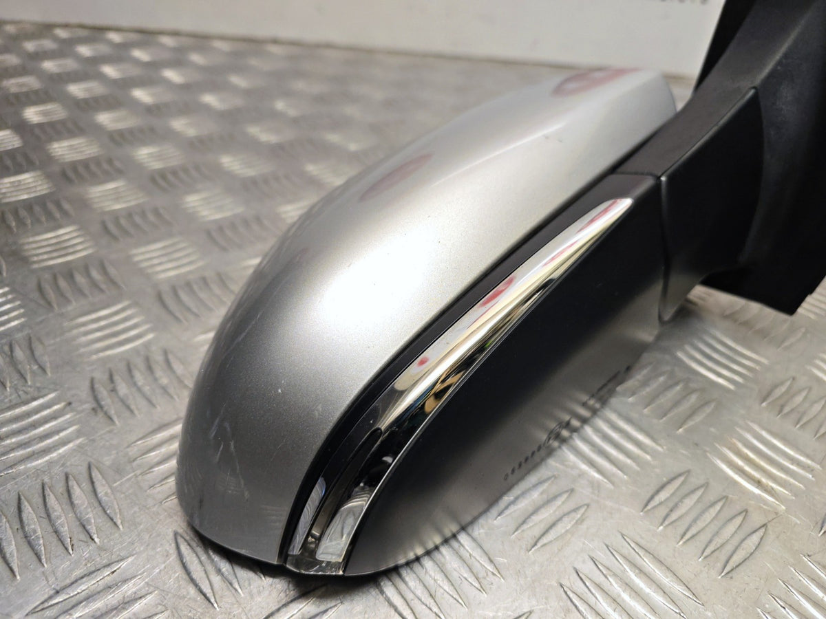 Toyota Prius MK4 2016-2022 Drivers Side Power Fold Mirror 1F7 Silver 87910-47360 - photo 4 of 14
