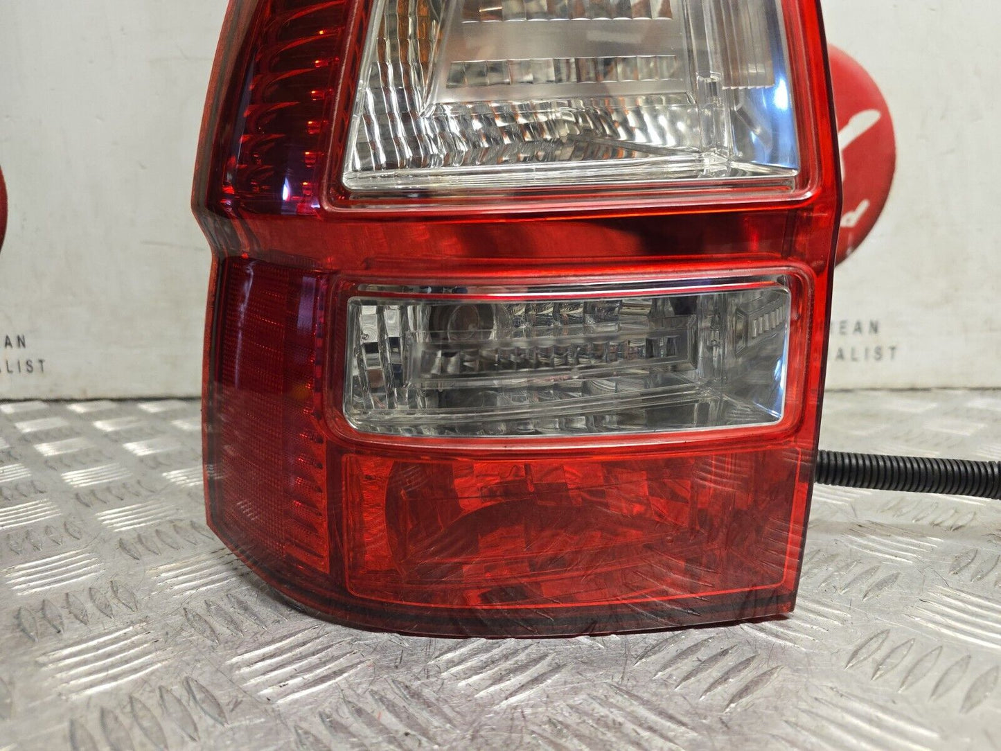 HONDA CR-V MK3 2006-2012 GENUINE PASSENGER SIDE REAR OUTER BODY BRAKE LIGHT LAMP