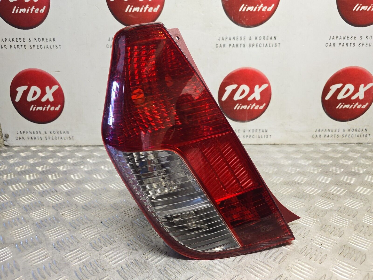 HYUNDAI I10 MK1 2007-2010 PRE-FACELIFT GENUINE PASSENGERS REAR OUTER BRAKE LIGHT