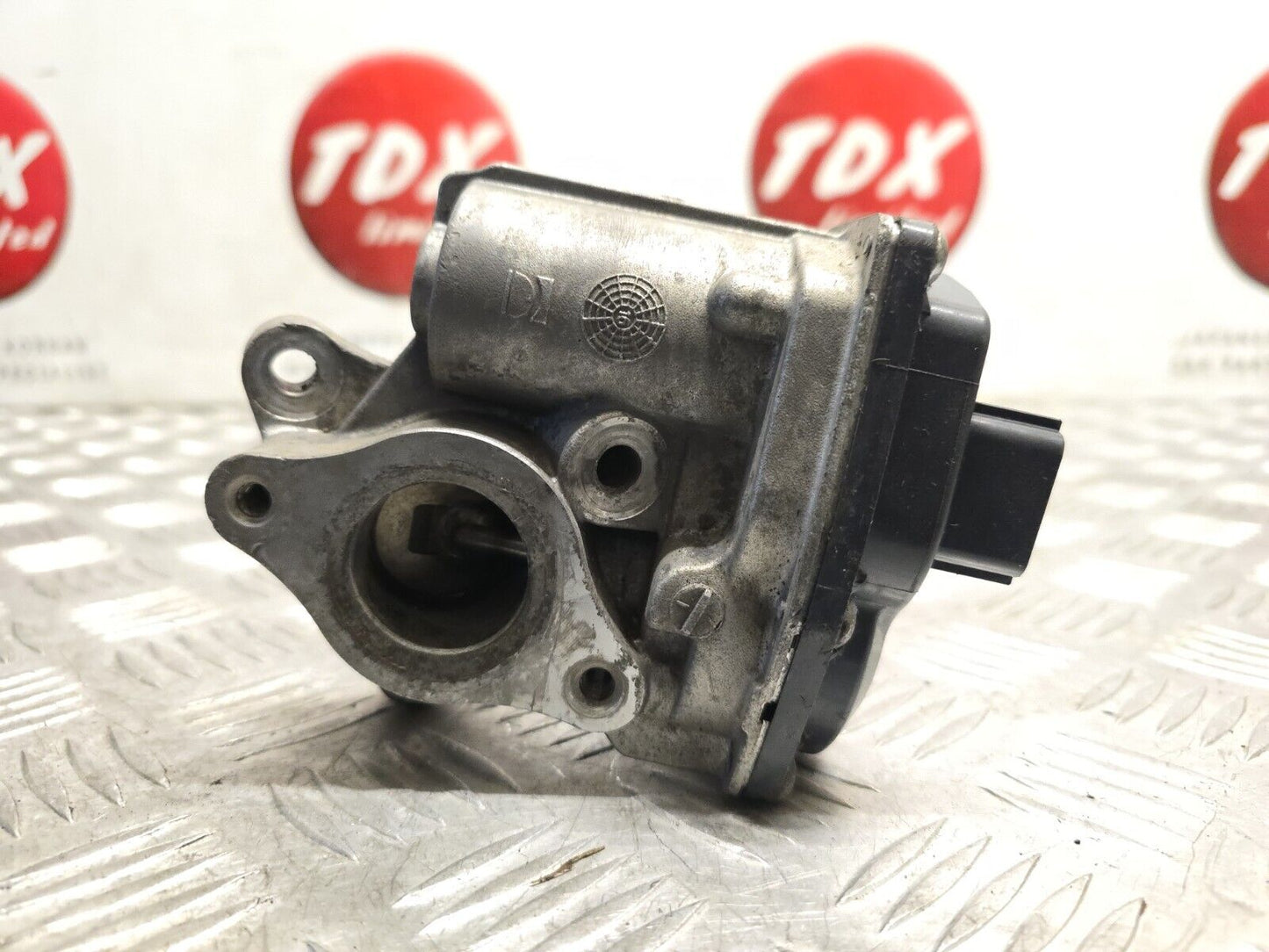 NISSAN JUKE F15 2014-2019 1.5 DIESEL GENUINE EGR VALVE H8201143495 147102557R