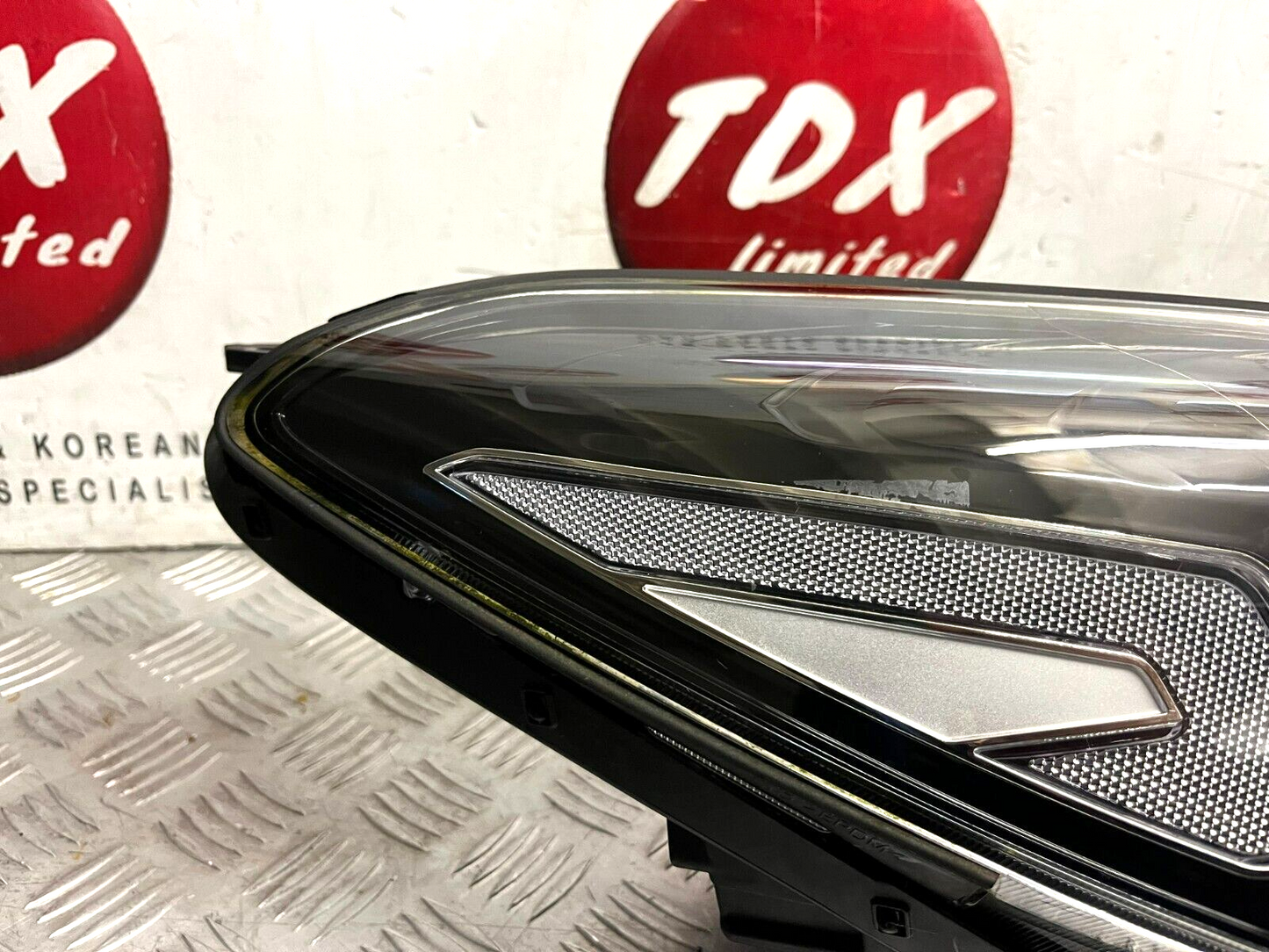 HYUNDAI TUCSON (TL/TLE) MK2  2018-2021 GENUINE DRIVER SIDE HEADLIGHT D7921-21A40