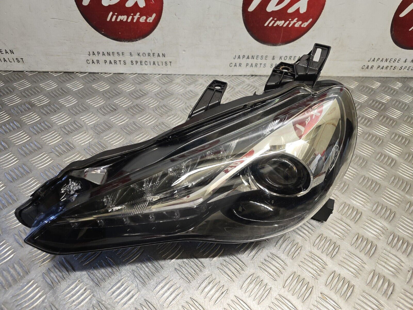 TOYOTA GT86 2017-2020 FACELIFT GENUINE PASSENGERS SIDE LED DRL HEADLIGHT LAMP