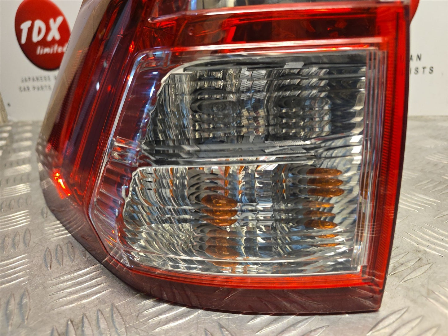 Honda Cr-V Mk4 2015-2018 Genuine Passengers Side Rear Outer Brake Light Lamp 3
