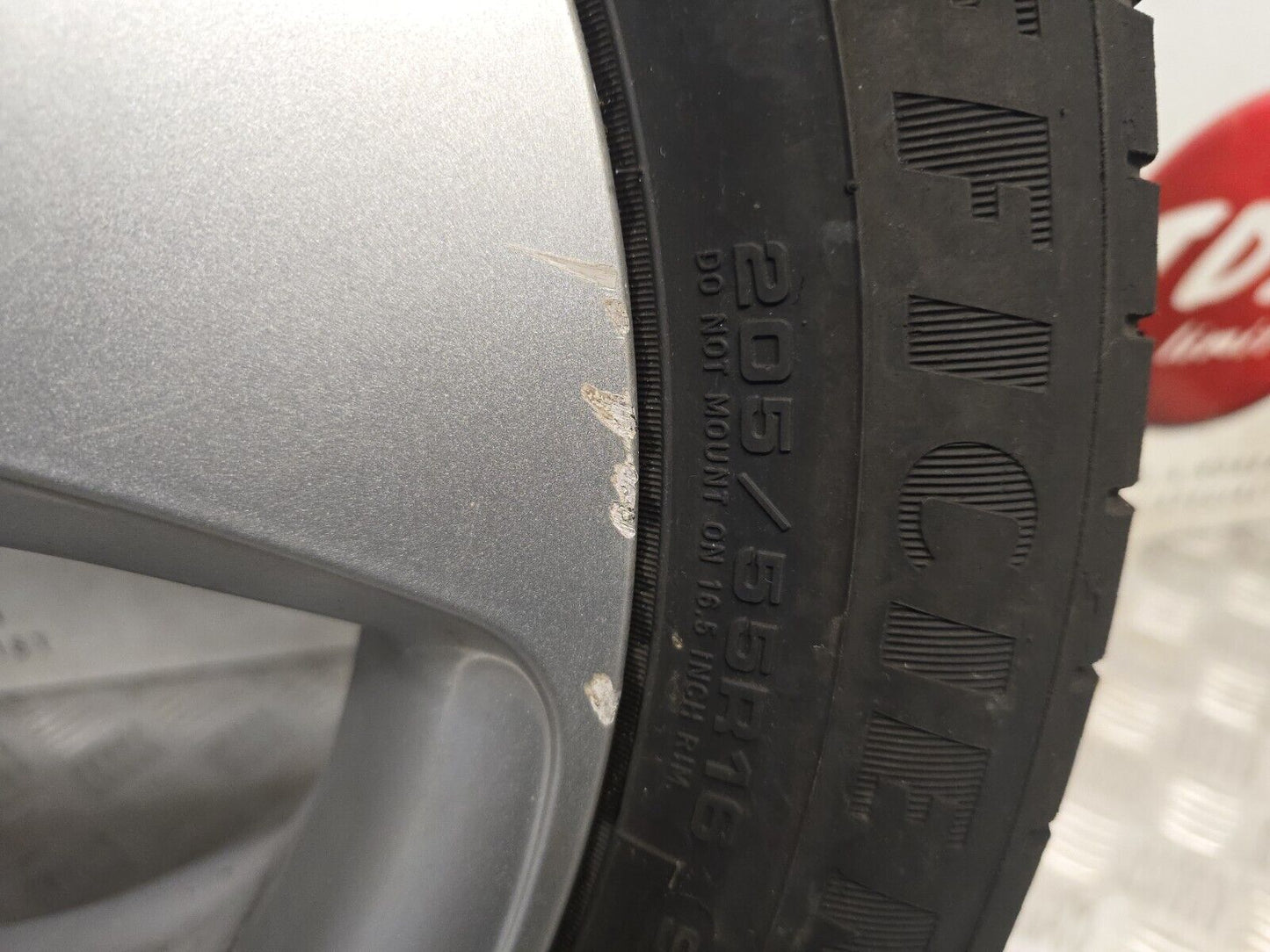 KIA CARENS RP MK3 2013-2019 16" GENUINE ALLOY WHEEL 4.6MM 205/55/16 52910-A4100