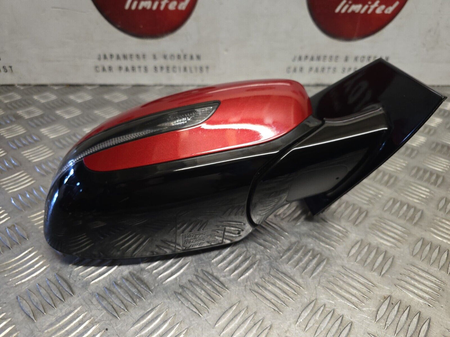 KIA SPORTAGE MK4 2020-2022 DRIVERS SIDE POWER FOLD MIRROR AA9 RED 87620-F1800