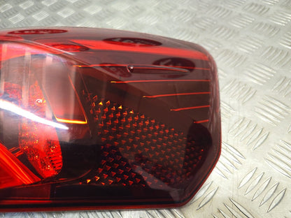 TOYOTA AVENSIS SALOON MK3 2015-2018 FACELIFT DRIVERS REAR BODY BRAKE LED LIGHT