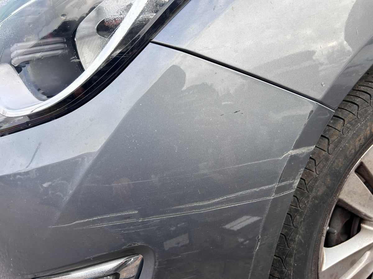 Hyundai ix20 Pre Facelift 2010-2015 Genuine Front Bumper Complete Grey (zar) - photo 6 of 7