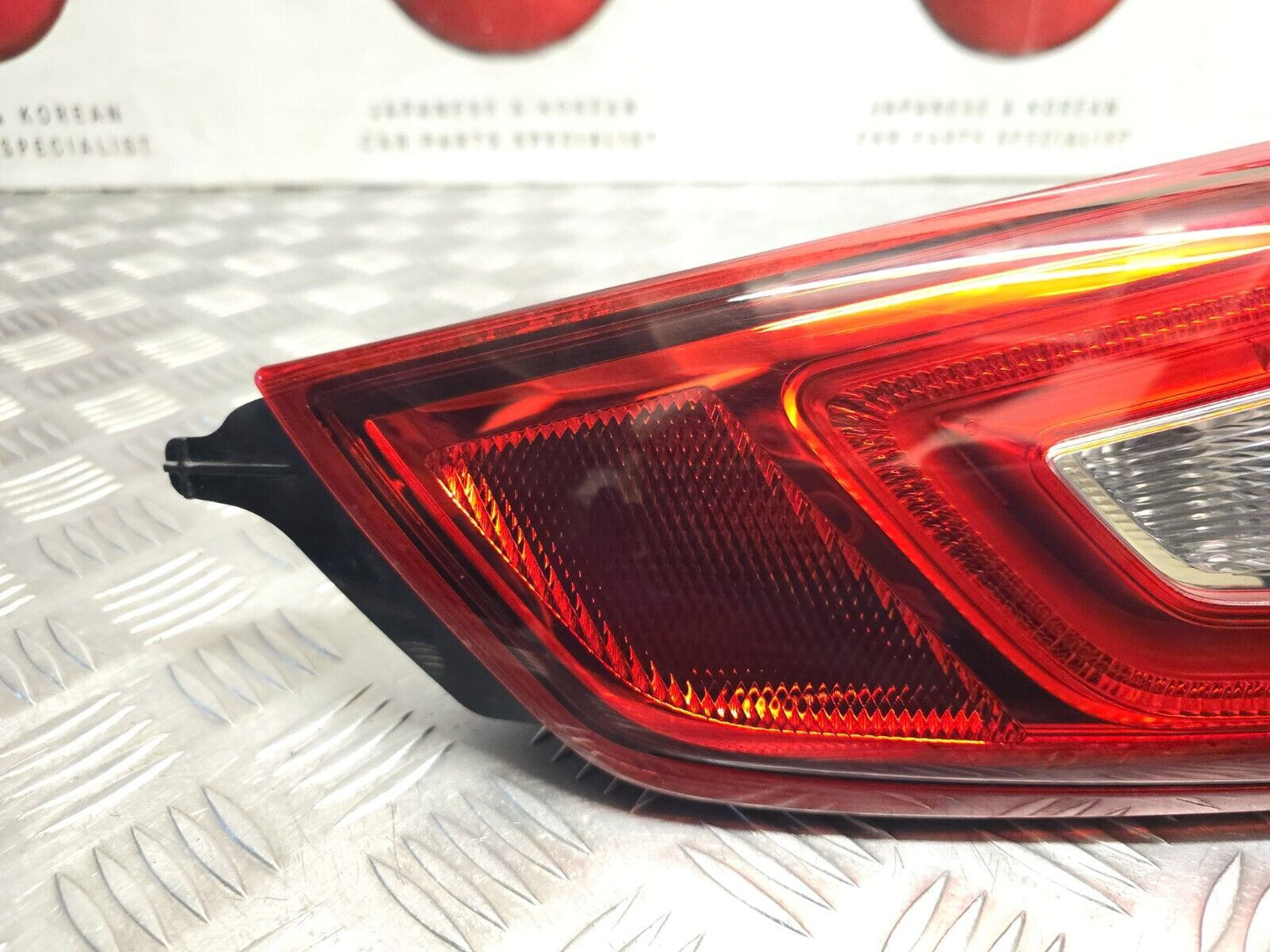 NISSAN QASHQAI J11 MK2 2014-2017 DRIVERS SIDE REAR INNER TAILGATE LIGHT LAMP