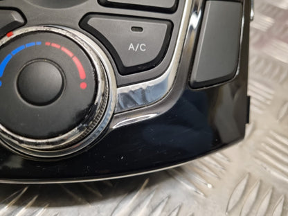 HYUNDAI I30 (GD) MK2 2012-2017 GENUINE HEATER AC CLIMATE CONTROLS 97250-A6040GU