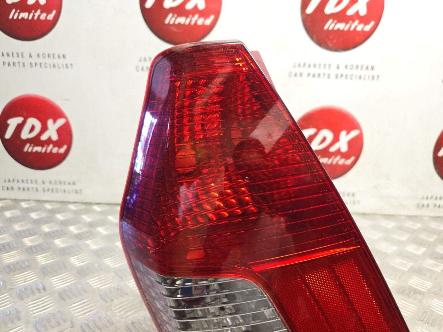 HYUNDAI I10 MK1 2007-2010 PRE-FACELIFT GENUINE PASSENGERS REAR OUTER BRAKE LIGHT