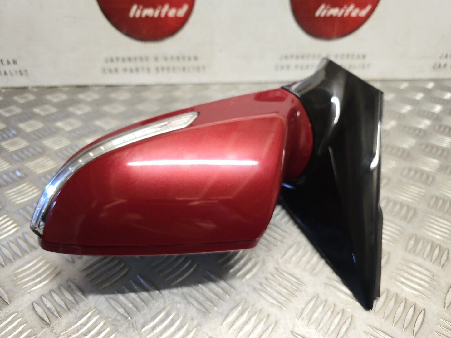 HYUNDAI I40 VF 2011-2019 GENUINE PASSENGERS SIDE POWER FOLD WING MIRROR VR6 RED