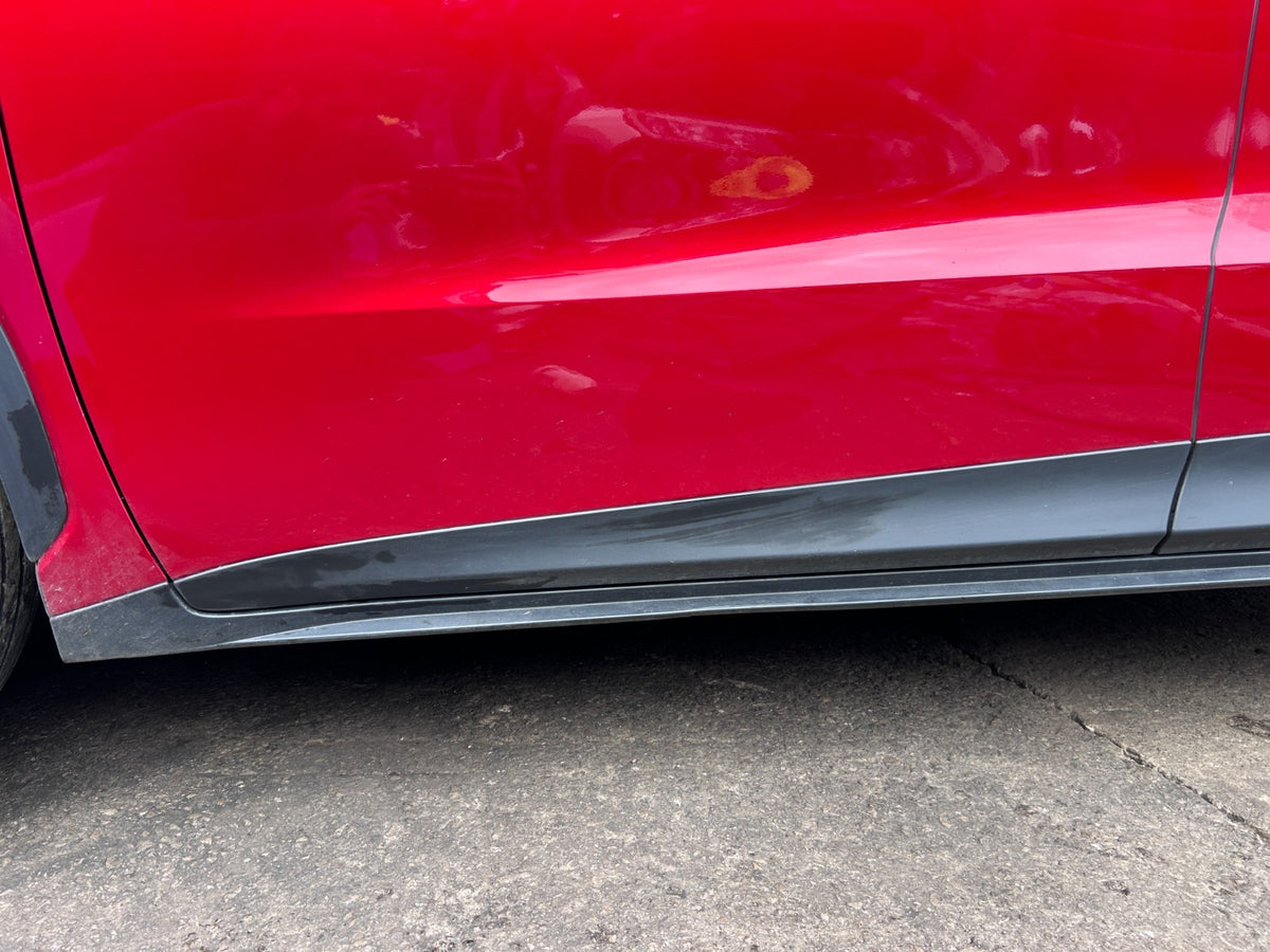 Lexus LBX Hybrid 2024-2026 Genuine Complete Passenger Side Front Door Red (3U5) - photo 4 of 7