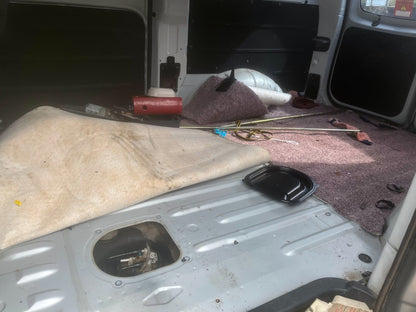 2010 HYUNDAI ILOAD (TQ) COMFORT 2.5 DIESEL 5 SPEED MANUAL PANEL VAN VEHICLE FOR BREAKING AND PARTS