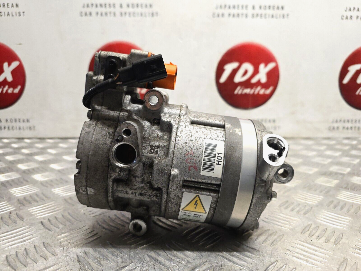 HYUNDAI IONIQ AE 1.6 HYBRID 2017-2022 GENUINE AC COMPRESSOR PUMP F502CWFAA04