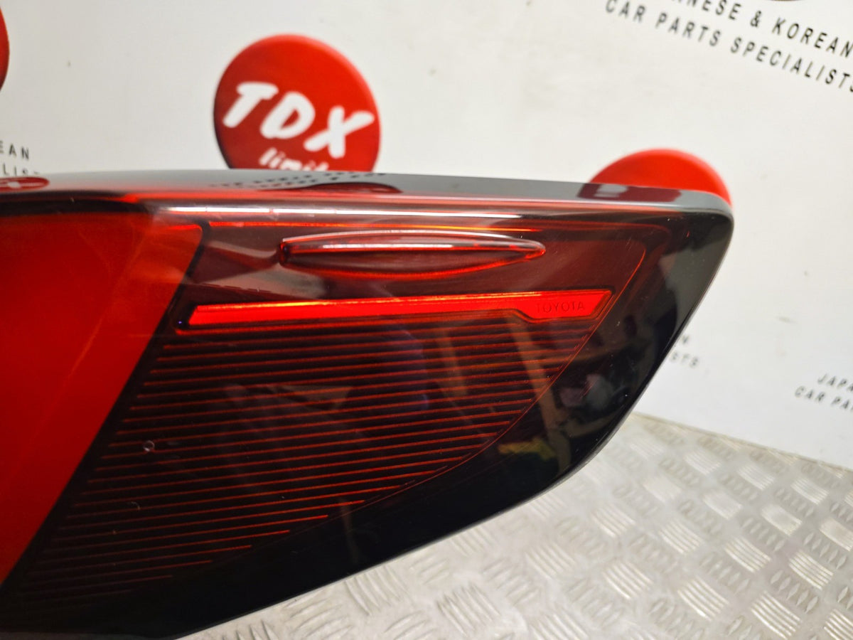 Toyota Corolla Estate 2023-2026 Drivers Rear Outer Brake Light 81551-02F40 - photo 7 of 11