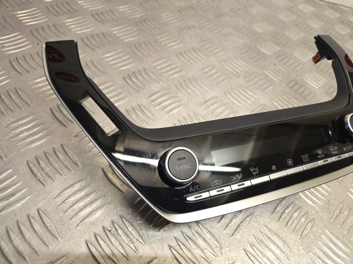 Toyota Corolla MK12 2019-2026 Genuine Heater AC Climate Controls 55900-02M30 - photo 2 of 9
