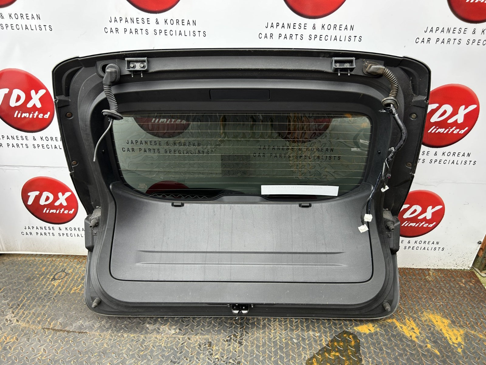 Nissan Qashqai J12 Rear Tailgate Shell (KAD) | TDX
